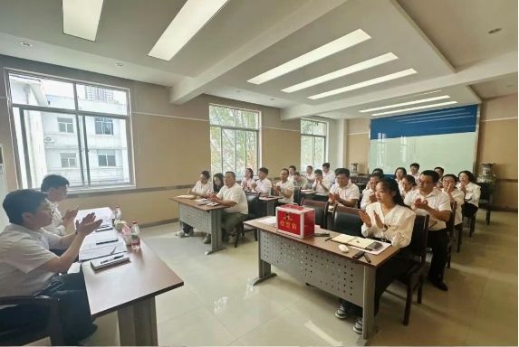 中國共產黨陜西省建筑材料工業設計研究院有限公司總支部委員會換屆選舉黨員大會順利召開！